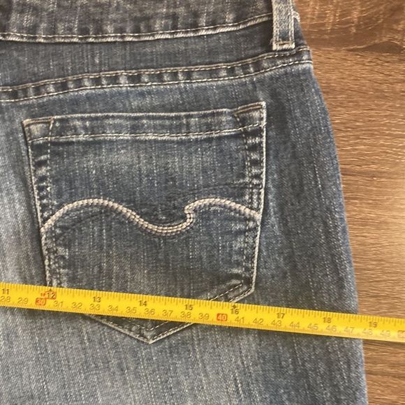 Womens St John Bay Bootcut Dark Wash Jean Size 32x30 - Picture 9 of 9